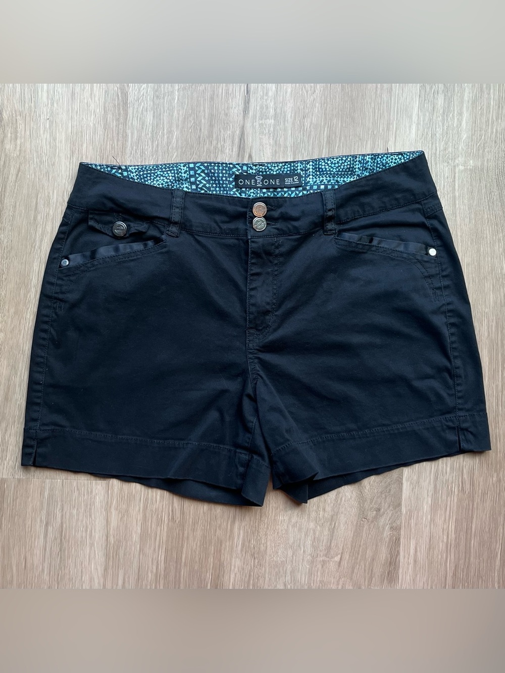 ONE5ONE Black Double Button Utility Shorts Size 12 Geometric Waistband